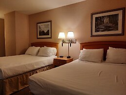 RiverTree Inn & Suites