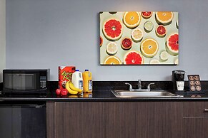 Best Western Plus Meridian Inn & Suites, Anaheim-Orange