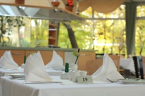 Hotel Am Terrassenufer