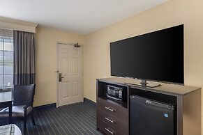 Best Western Parkside Inn