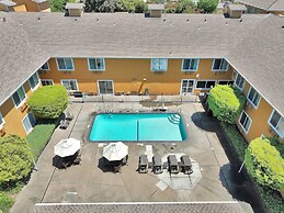Quality Inn near Six Flags Discovery Kingdom - Napa Valley