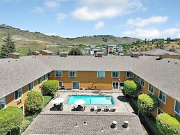 Quality Inn near Six Flags Discovery Kingdom - Napa Valley