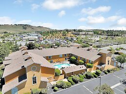 Quality Inn near Six Flags Discovery Kingdom - Napa Valley