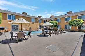 Quality Inn near Six Flags Discovery Kingdom - Napa Valley