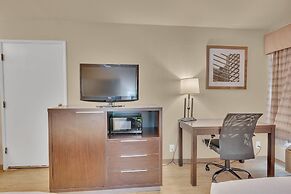 Quality Inn near Six Flags Discovery Kingdom - Napa Valley