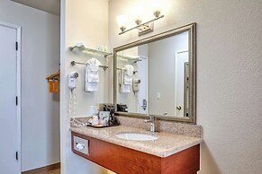 Quality Inn near Six Flags Discovery Kingdom - Napa Valley