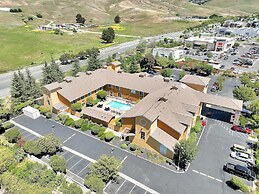 Quality Inn near Six Flags Discovery Kingdom - Napa Valley