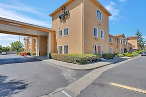 Quality Inn near Six Flags Discovery Kingdom - Napa Valley