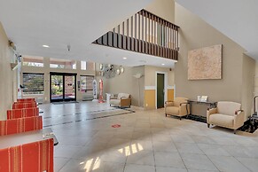 Quality Inn near Six Flags Discovery Kingdom - Napa Valley