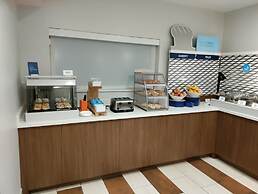 Holiday Inn Express Newberg - Wine Country by IHG