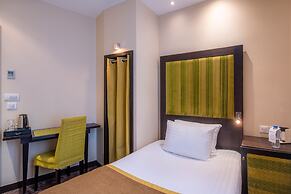 Hôtel Courcelles Étoile