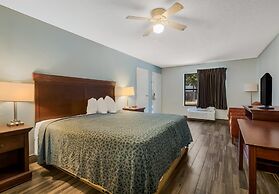 Econo Lodge Inn & Suites Fulton - Rockport