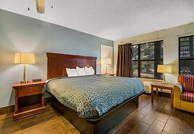 Econo Lodge Inn & Suites Fulton - Rockport