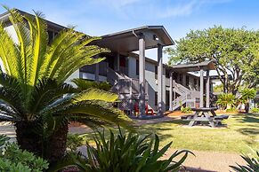 Econo Lodge Inn & Suites Fulton - Rockport
