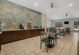 Econo Lodge Inn & Suites Fulton - Rockport