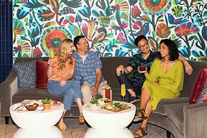 Sheraton San Diego Resort