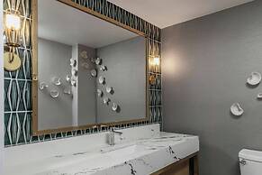 Sheraton San Diego Resort