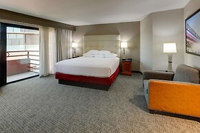 Drury Inn & Suites Phoenix Airport