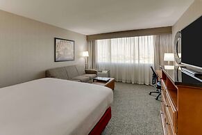 Drury Inn & Suites Phoenix Airport
