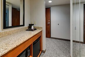 Drury Inn & Suites Phoenix Airport