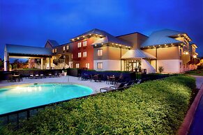 Holiday Inn Express Nashville Airport by IHG