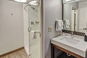 Courtyard By Marriott Vanderbilt-West End