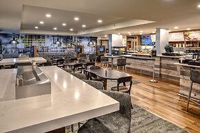 Courtyard By Marriott Vanderbilt-West End