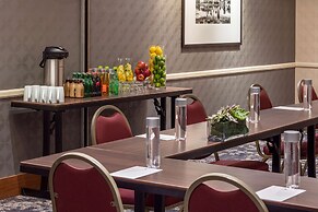 DoubleTree Suites by Hilton Minneapolis Downtown