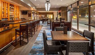 DoubleTree Suites by Hilton Minneapolis Downtown