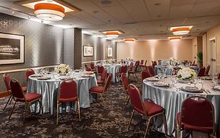 DoubleTree Suites by Hilton Minneapolis Downtown