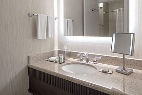 DoubleTree Suites by Hilton Minneapolis Downtown