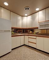 Hotel Elysee by Library Hotel Collection