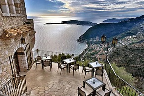 Chateau Eza