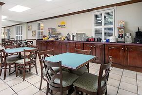 Days Inn by Wyndham Natchez