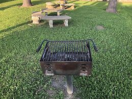 Days Inn by Wyndham Natchez