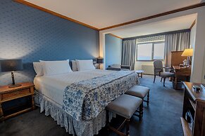 Las Hayas Resort Hotel