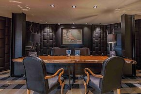 Las Hayas Resort Hotel