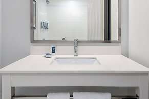 Four Points by Sheraton Huntsville Airport