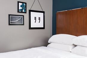 Four Points by Sheraton Huntsville Airport