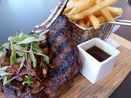 Delta Hotels by Marriott Toronto Mississauga