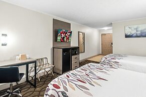Red Roof Inn & Suites Lexington - Hamburg