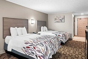 Red Roof Inn & Suites Lexington - Hamburg