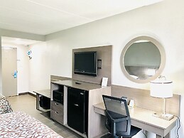 Days Inn by Wyndham Sharonville