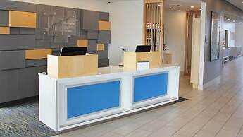 Holiday Inn Express And Suites Eau Claire West I-94 by IHG