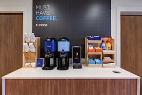 Holiday Inn Express And Suites Eau Claire West I-94 by IHG