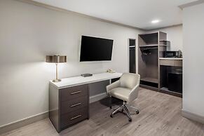 Best Western Plus Executive Suites