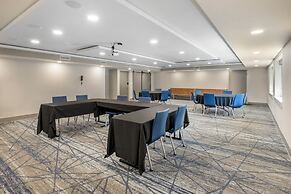 Holiday Inn Express Chicago-Downers Grove by IHG