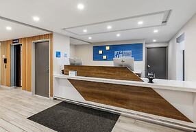Holiday Inn Express Chicago-Downers Grove by IHG