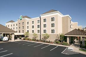 Embassy Suites by Hilton Cleveland Beachwood