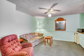 OYO Townhouse Tulsa Woodland Hills